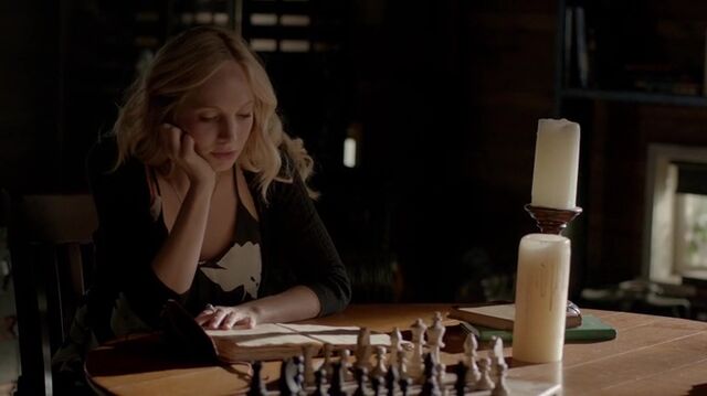 File:7X03-99-Caroline.jpg