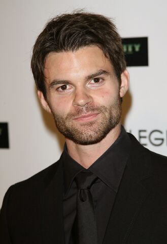 Fichier:Daniel-Gillies..jpg