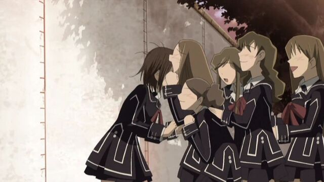 File:Vampire Knight 01-012.jpg