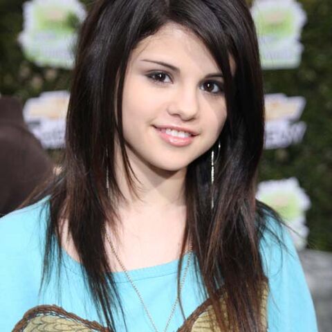 Archivo:A132selena-gomez.jpg