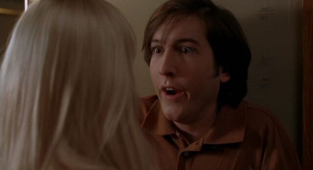 File:Swayed Mike.jpg