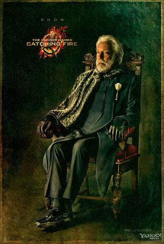 File:Donald-sutherland-president-snow-hunger-games-catching-fire-yahoo.jpg