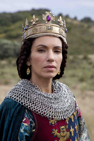 File:Wwe-queenisabella-main.jpg