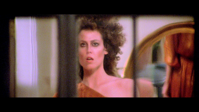File:ZuulRoarsExplosion.png