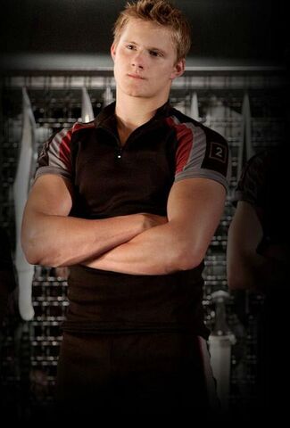 File:Hunger-games-cato-image.jpg