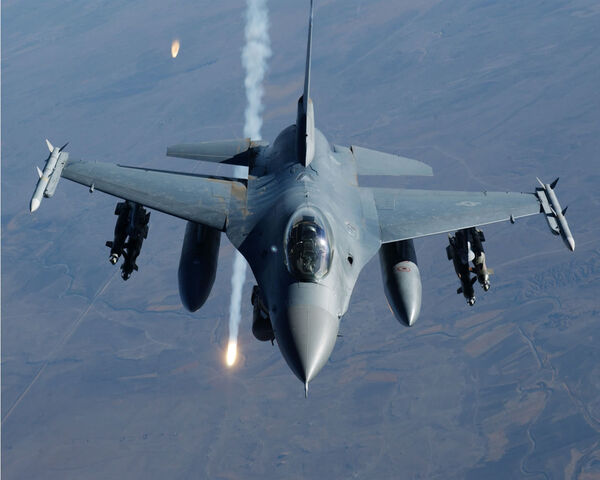 File:F 16 falcon 3.jpg