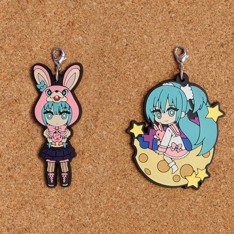 File:LOL phone strap.jpg