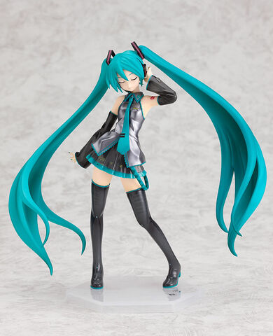 File:Hatsune Miku 1 8 figurine - CM ver.jpg