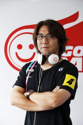 File:Staff aki-682x1024.jpg