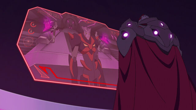File:Zarkon Speaks to One Galra Commander.jpg