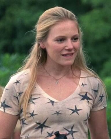 Fichier:1x4 Amy.jpg