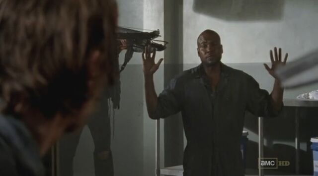 File:Oscar in prison.jpg