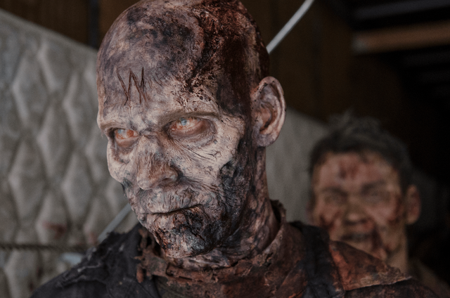 File:AMC 516 Wolves Walker.png