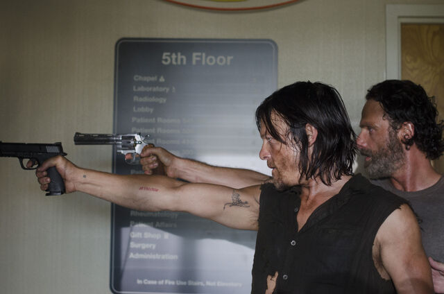 File:The-walking-dead-saison-5-episode-8-coda CODA.jpg