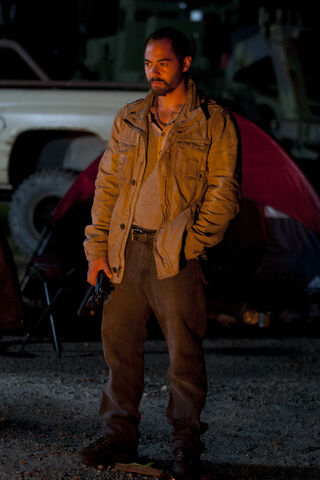 File:The-walking-dead-live-bait-martinez.jpg