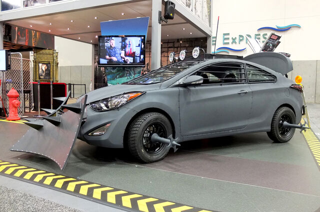File:Walking-dead-elantra-2.jpg