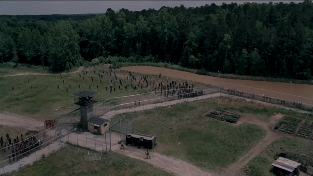 File:S4T Prison yard.png