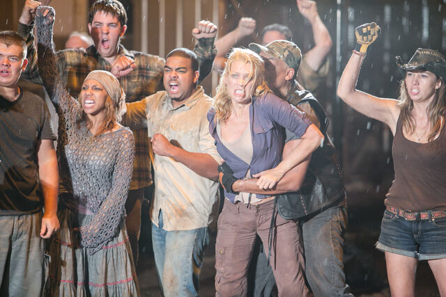 File:Walking-Dead-309-13.jpg