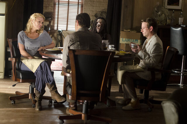 File:Morning in Woodbury.jpg