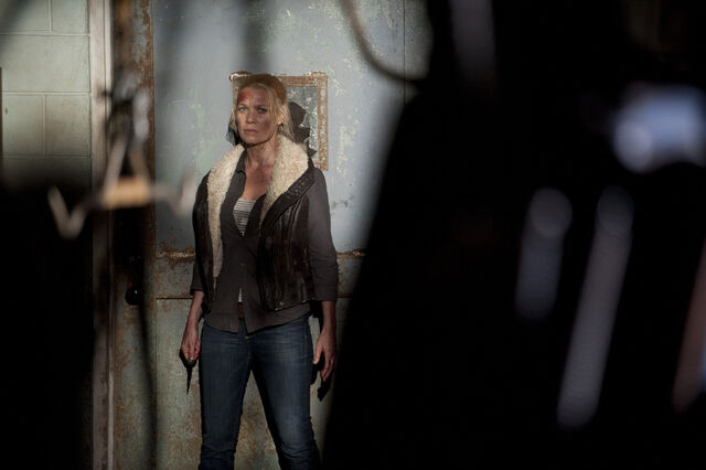File:Review-the-walking-dead-3-14-prey.jpg