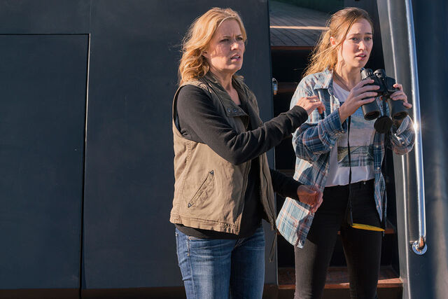 File:Fear Season 2 Alicia and Madison.jpg
