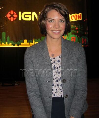 File:Lauren smile6.jpeg