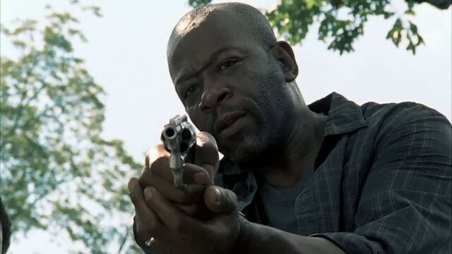 File:Walking.Dead-Morgan-Revolver-1.jpg