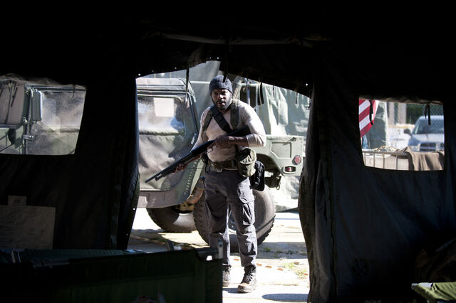 File:The-Walking-Dead-Episode-4.01-30-Days-Without-an-Accident-Full-Set-of-Promotional-Photos-1 FULL.jpg