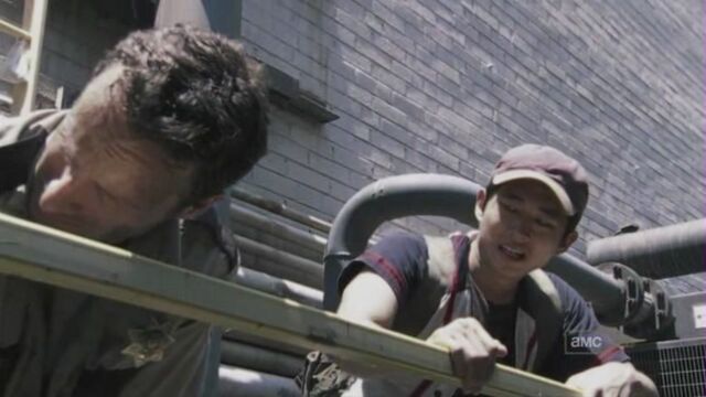 File:Twd102 0405.jpg