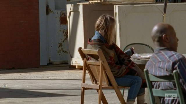 File:Poncho girl seated.png
