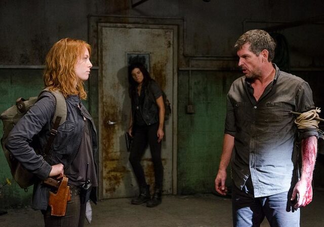 File:Donnie Confronts Paula.jpg