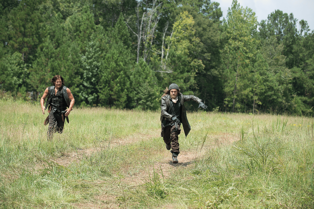 File:AMC TWD The Next World.png