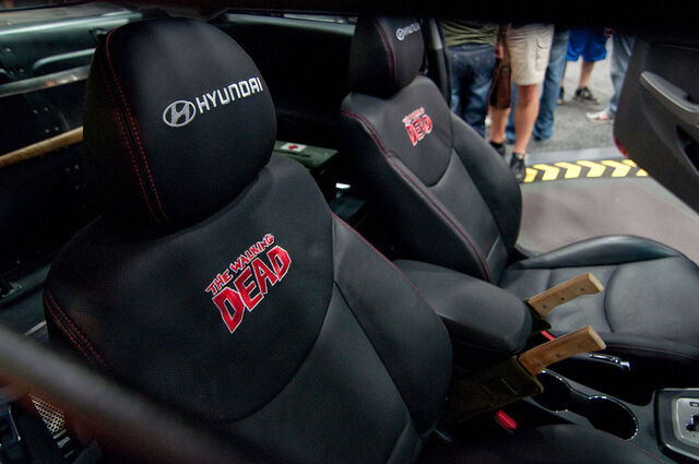 File:Hyundai Elantra Interior.jpg