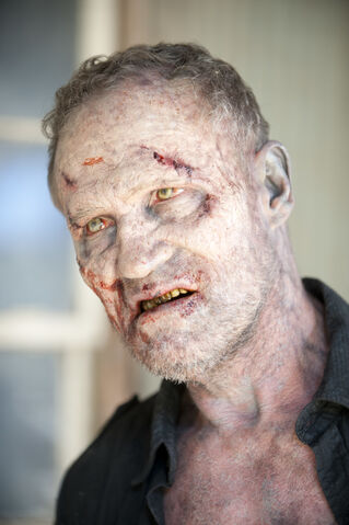 File:Walking-Dead-315-BTS-08.jpg