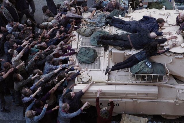 File:Walkers swarms the tank.jpeg