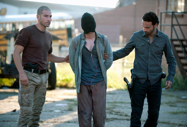 File:The-Walking-Dead 18-Miles-Out.jpg