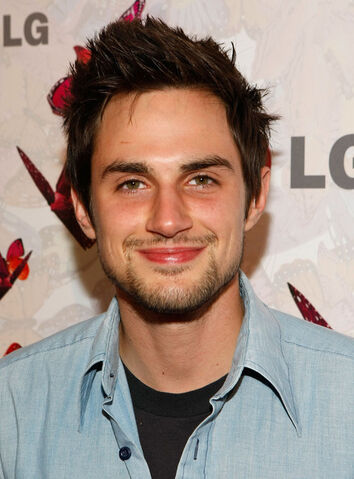 File:Andrew-West-LG-Mobile.jpg