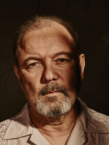 File:Fear-the-walking-dead-season-1-daniel-blades-cast-portrait-658.jpg