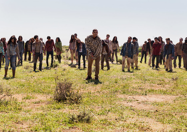 File:AMC 208 Walkers.png