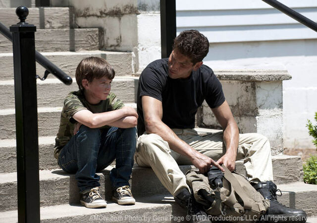 File:Episode-1-shane-carl.jpg