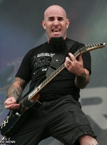 File:Scott Ian 33.jpg