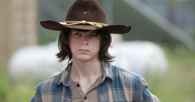 File:The-walking-dead-saison-6-episode-7-heads.jpg