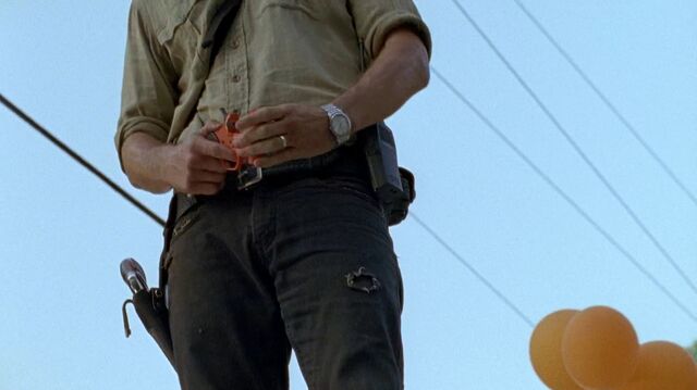 File:Flare Gun 6x01 (1).jpeg
