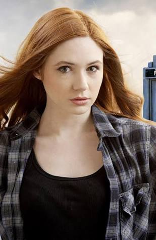 File:LizzyAnderson.jpg