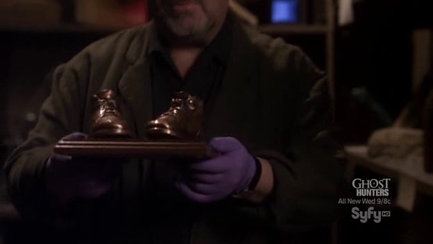 File:Bronze Baby Shoes.png