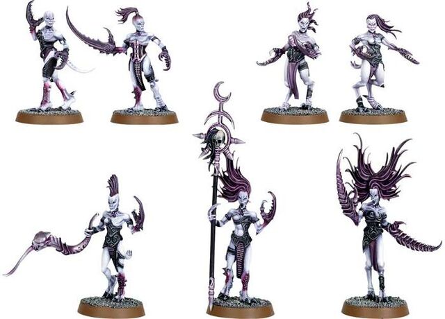 File:Daemonettes miniatures (4th Edition).jpg