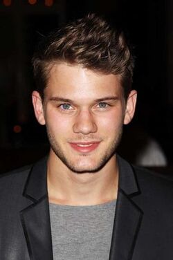 Jeremy Irvine