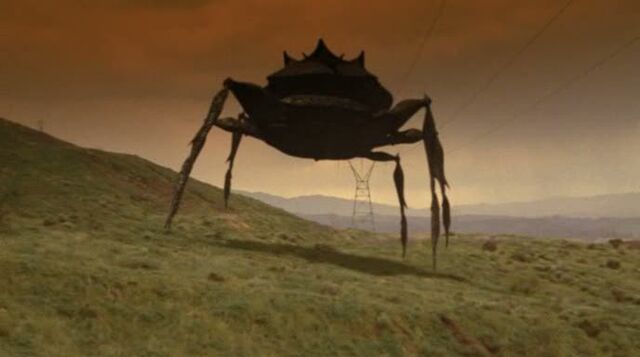 File:Pendragon Tripod.jpg