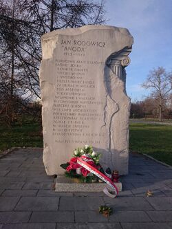 Kamień upamiętniający Jana Rodowicza
