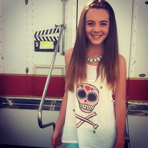 File:Ava allan ava allan instagram j8fK6MTz.sized.jpg